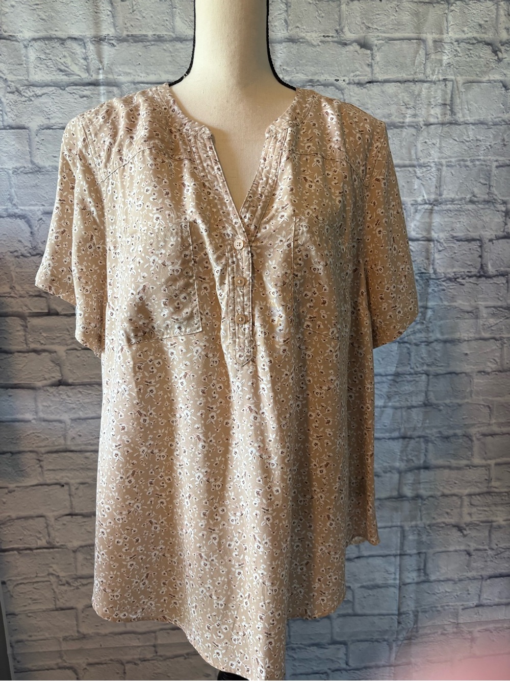 Torrid Beige Floral Print Henley Top